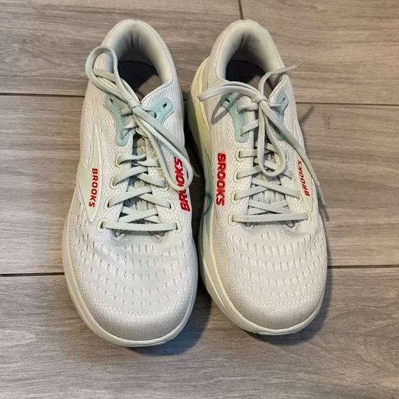 Brooks Women's Ghost Max 3 Running Shoes Size 10 - Picture 2 of 6